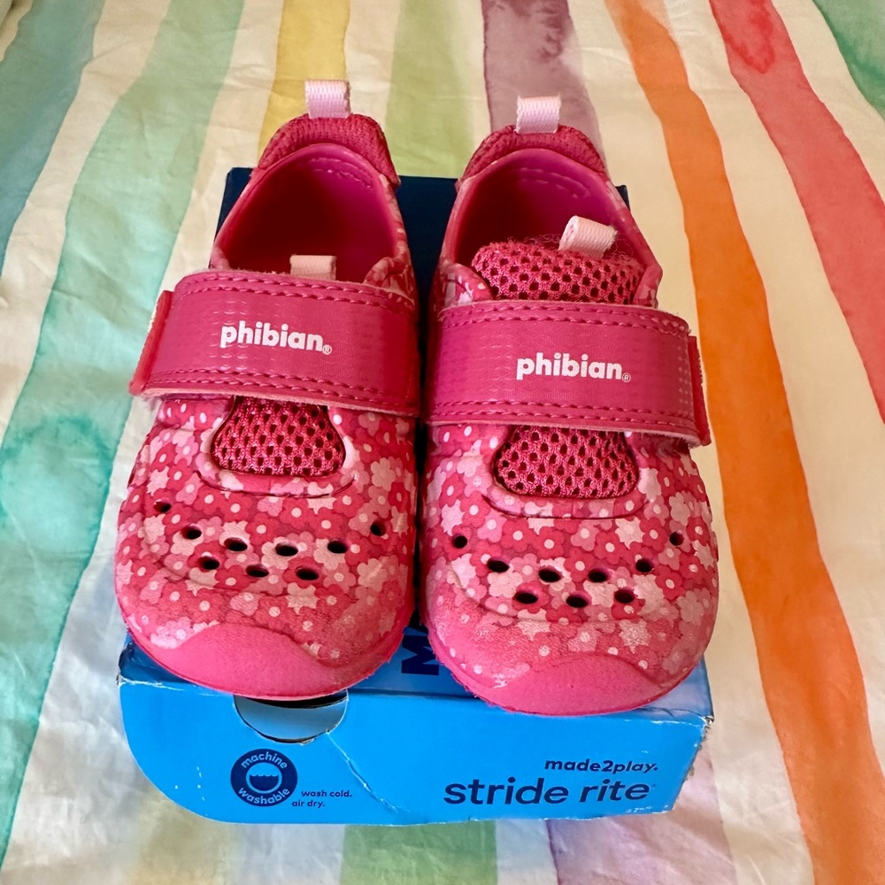 Stride Rite Phibian toddler water shoe